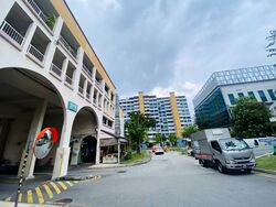 Tampines Street 23 (D18), Shop House #443876021